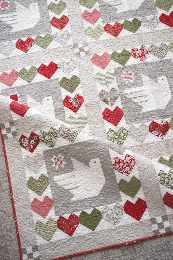CT UnBoxed Christmas Morning Lovey Dovey Quilt